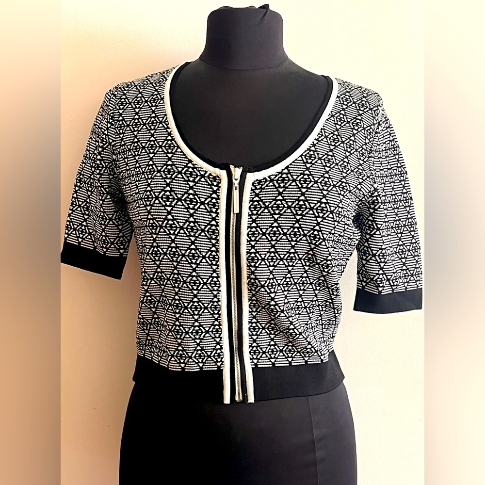 Ella Black and White Geometric Blouse
